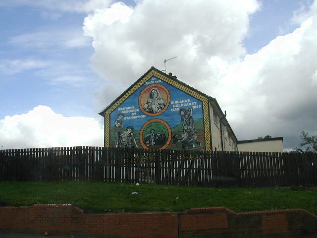 belfastmuralsirish.jpg